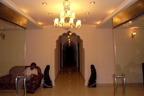 Hotel Malak Mahal Palace Τζαϊπούρ Εξωτερικό φωτογραφία